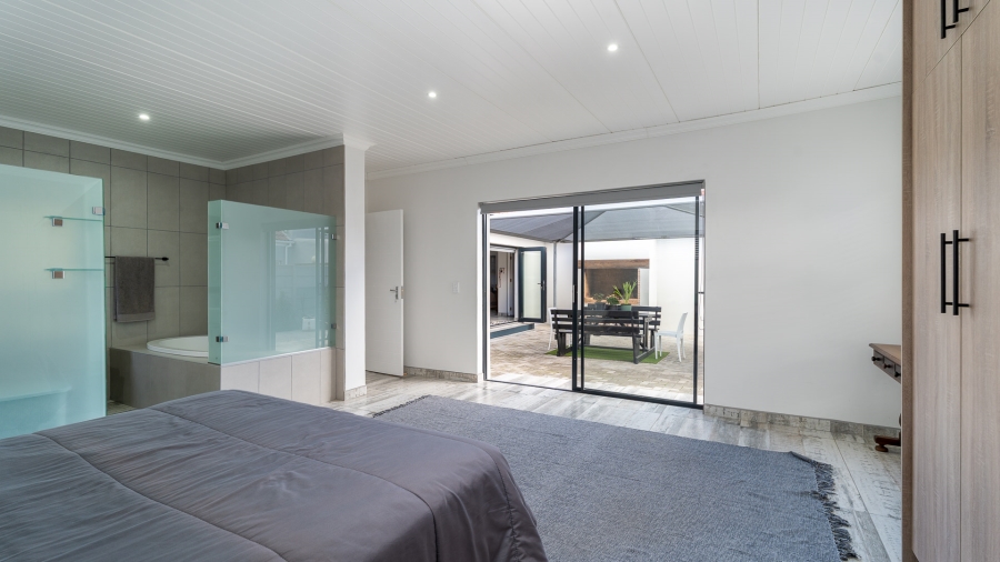 3 Bedroom Property for Sale in Port Owen Western Cape